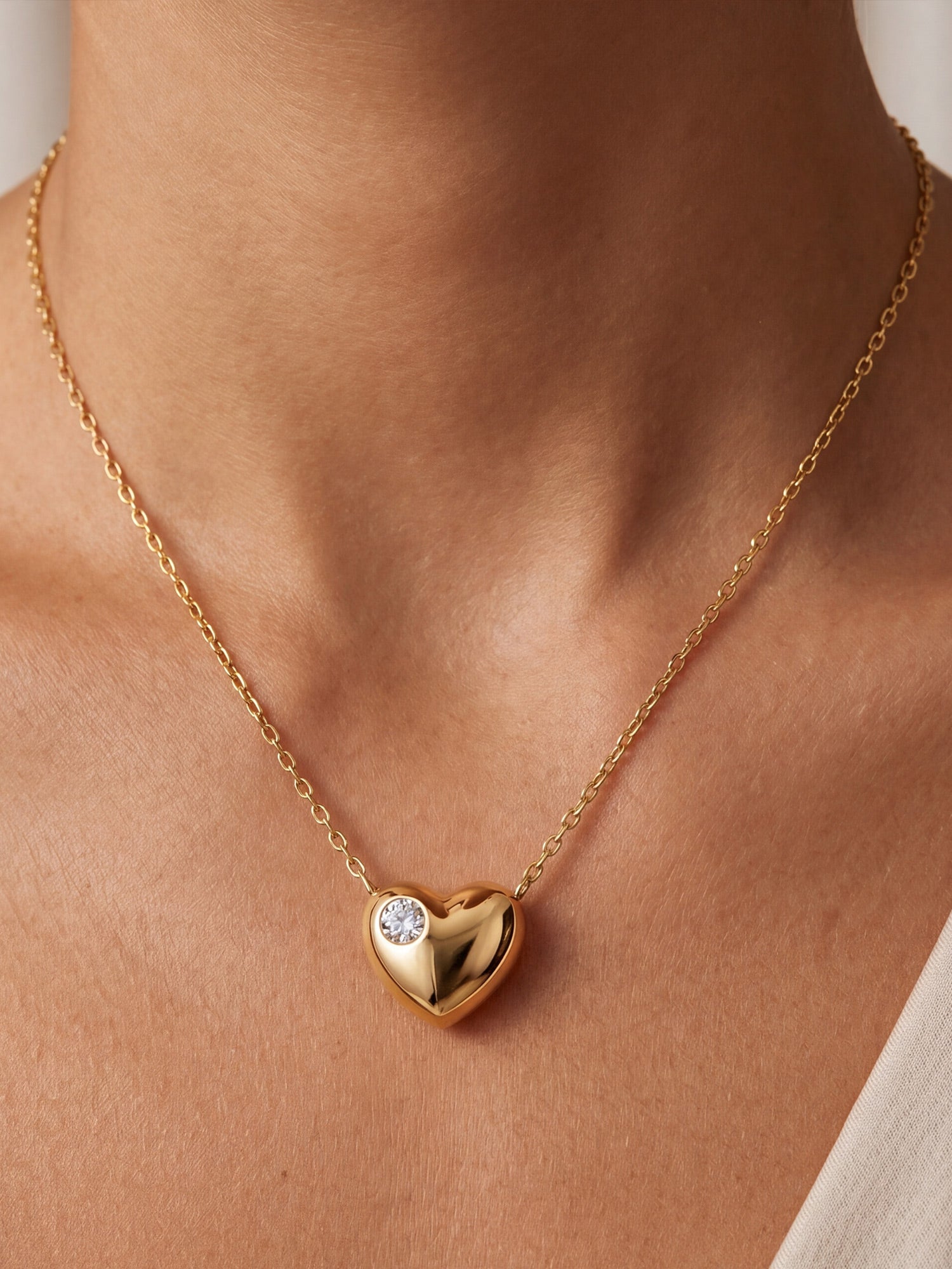 Dainty Crystal Pendant Necklace in Gold