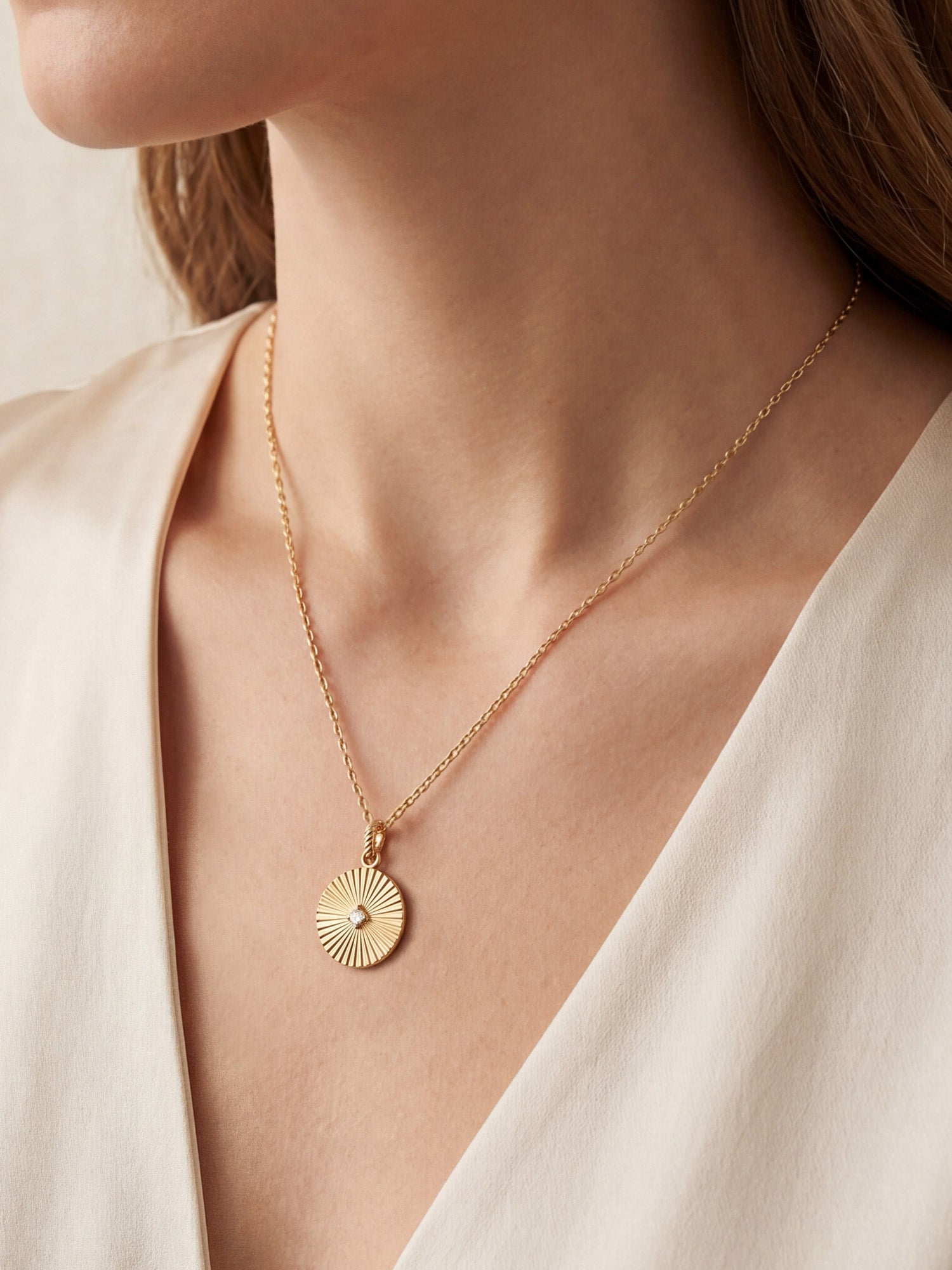 Fluted Coin Pendant Necklace in Gold