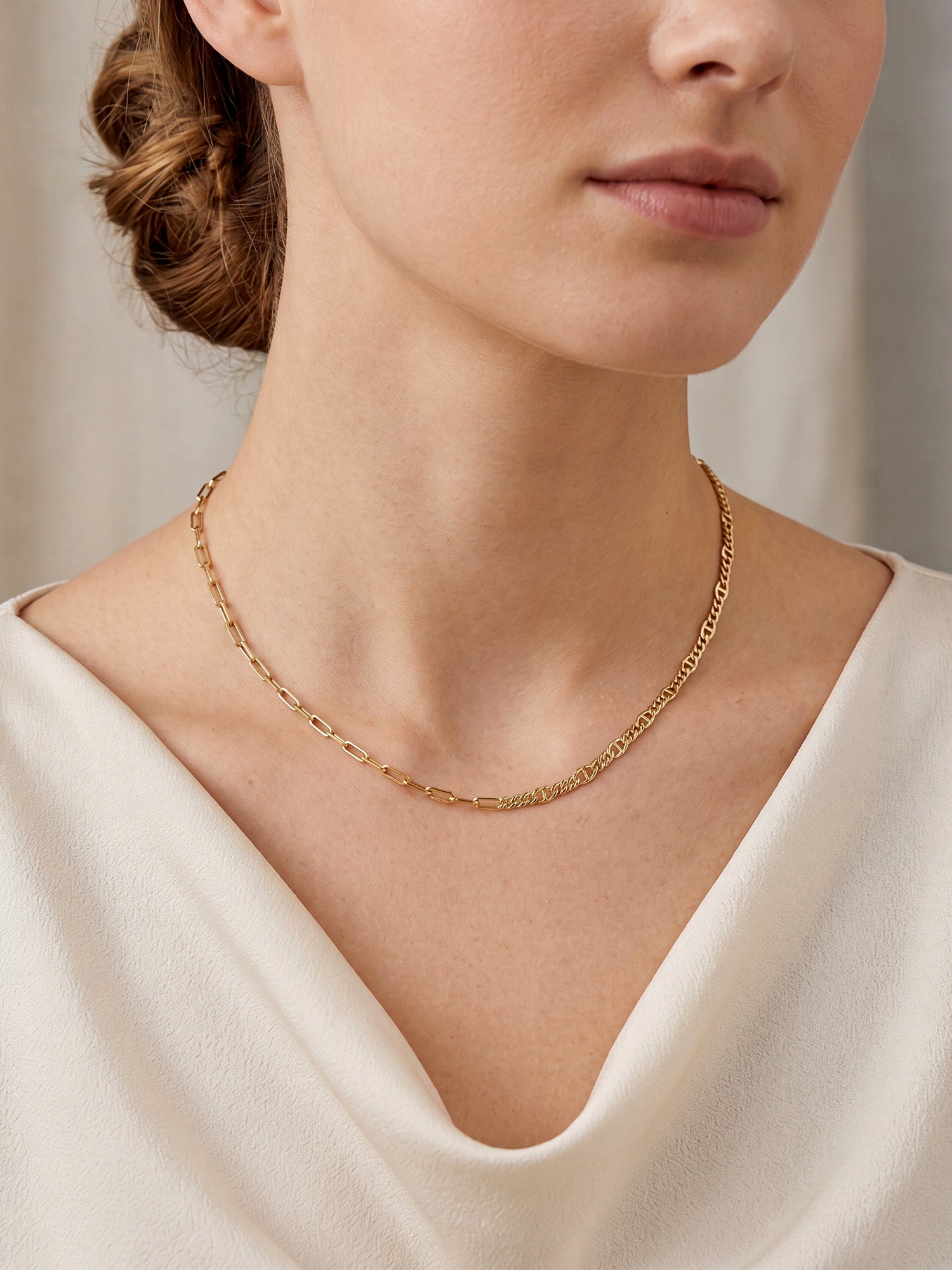 Knife Edge Chain Necklace in Gold