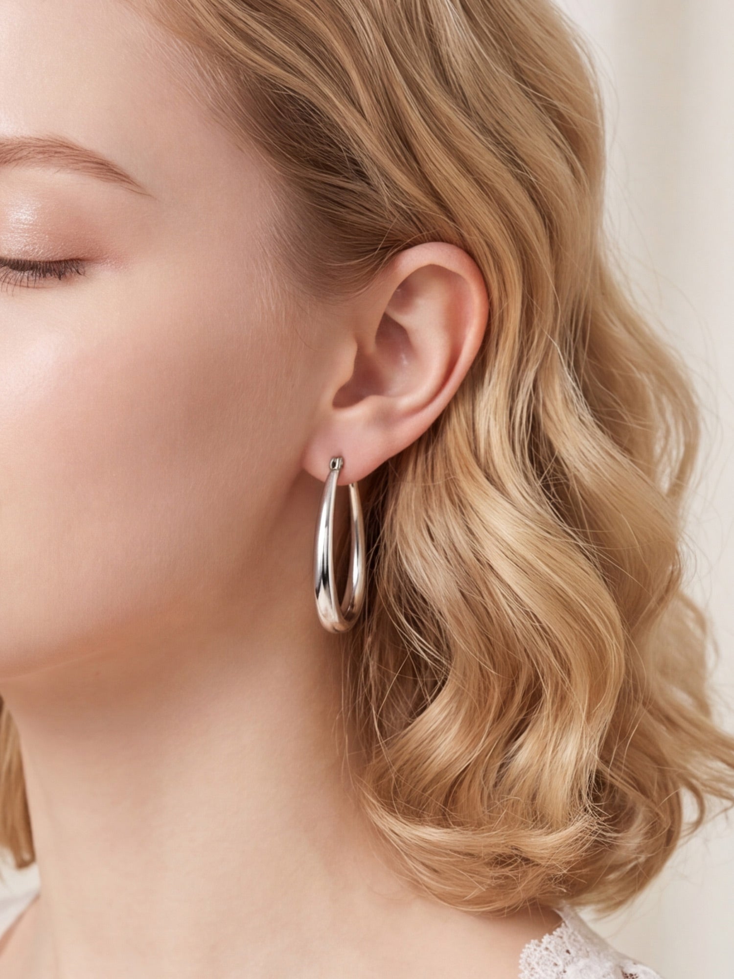 Linked Tube Hoops in Silver