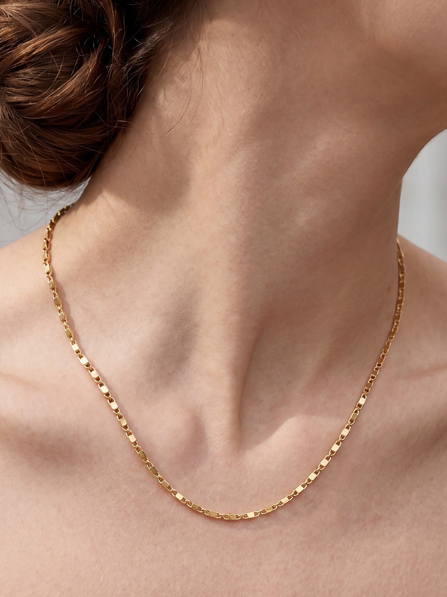 Oval Link Chain Necklace in Gold