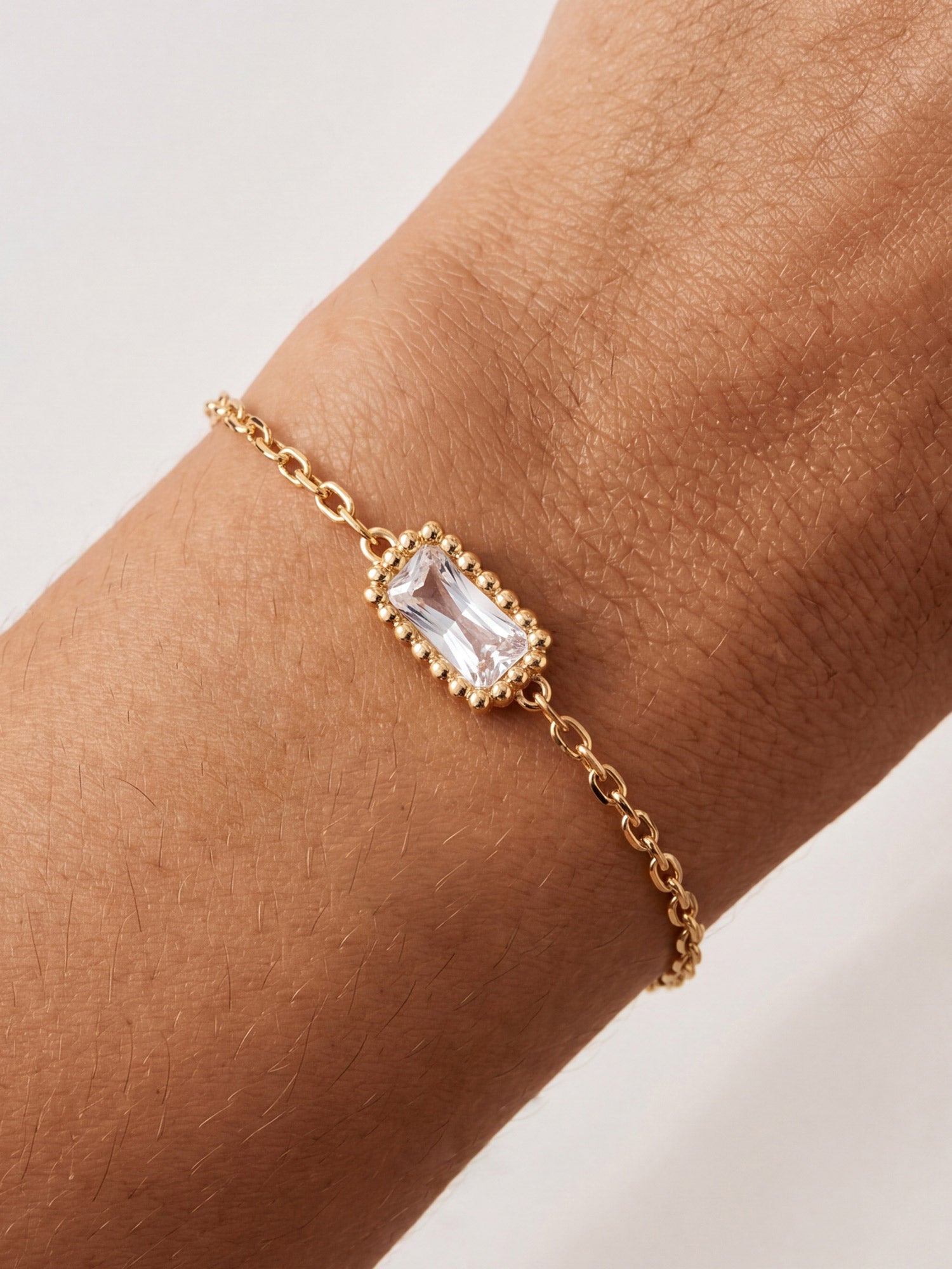 Pebble Crystal Bracelet in Gold