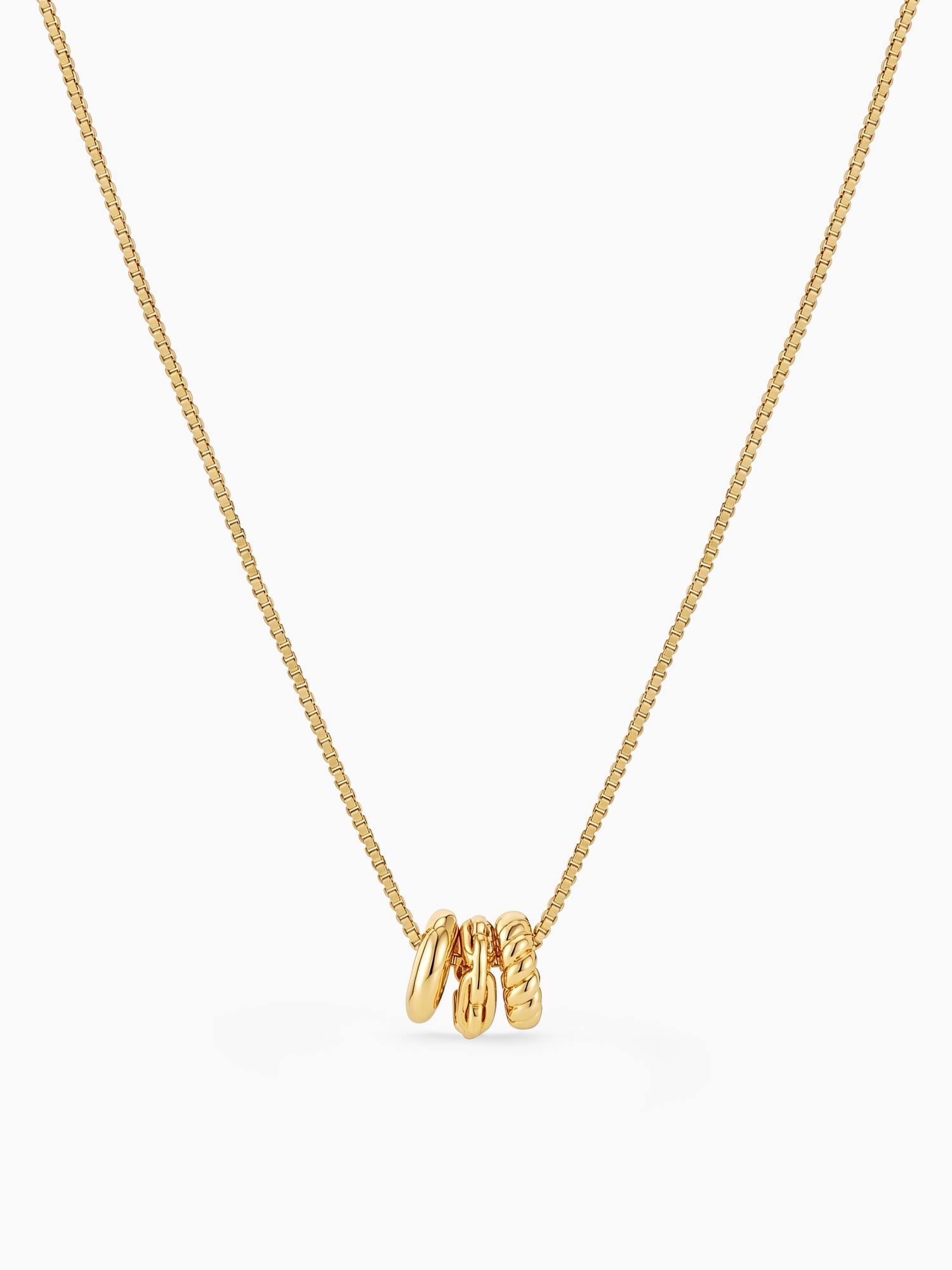 Trio Barrel Pendant Necklace in Gold