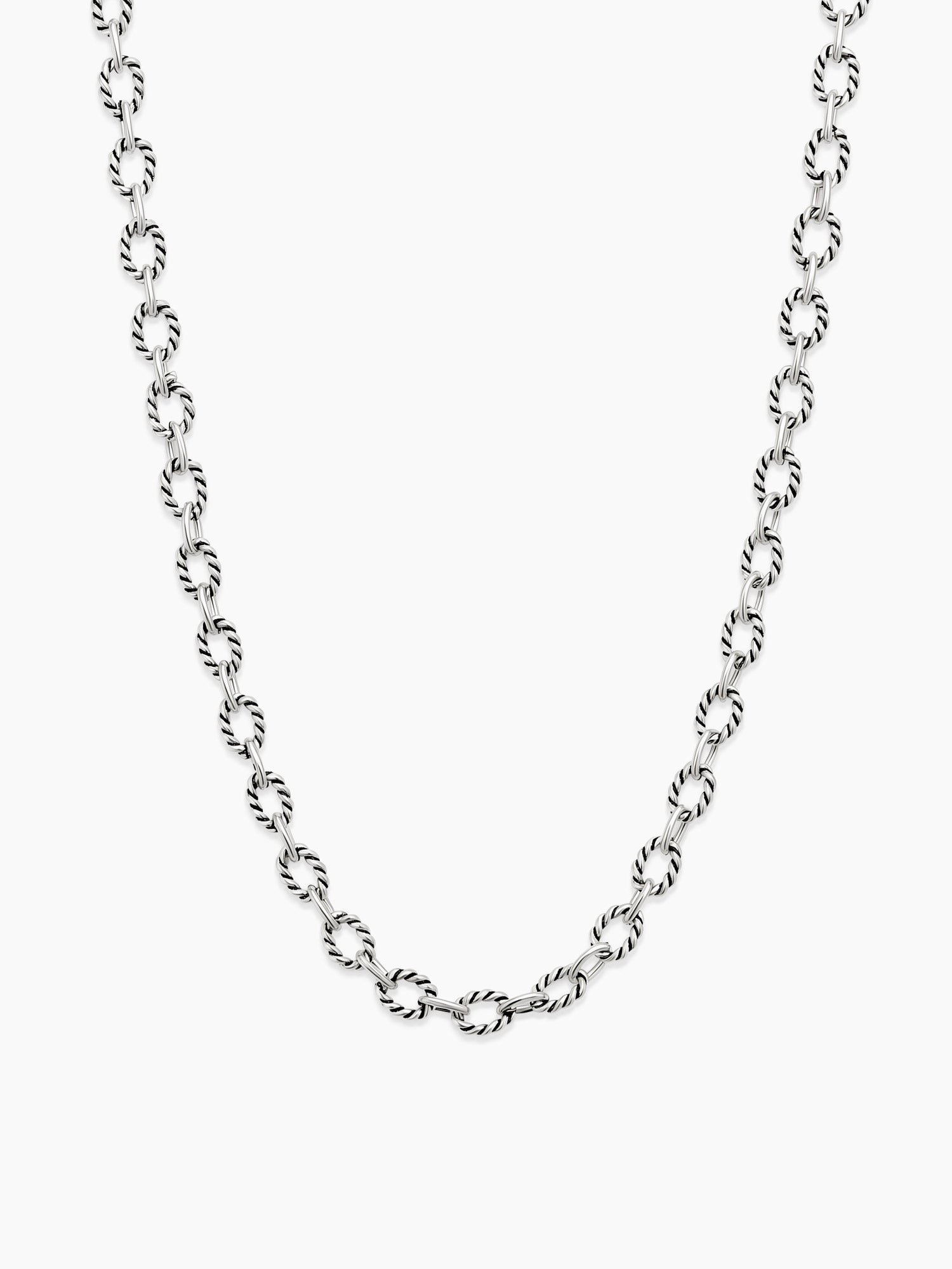 Twisted Link Chain Necklace in Silver