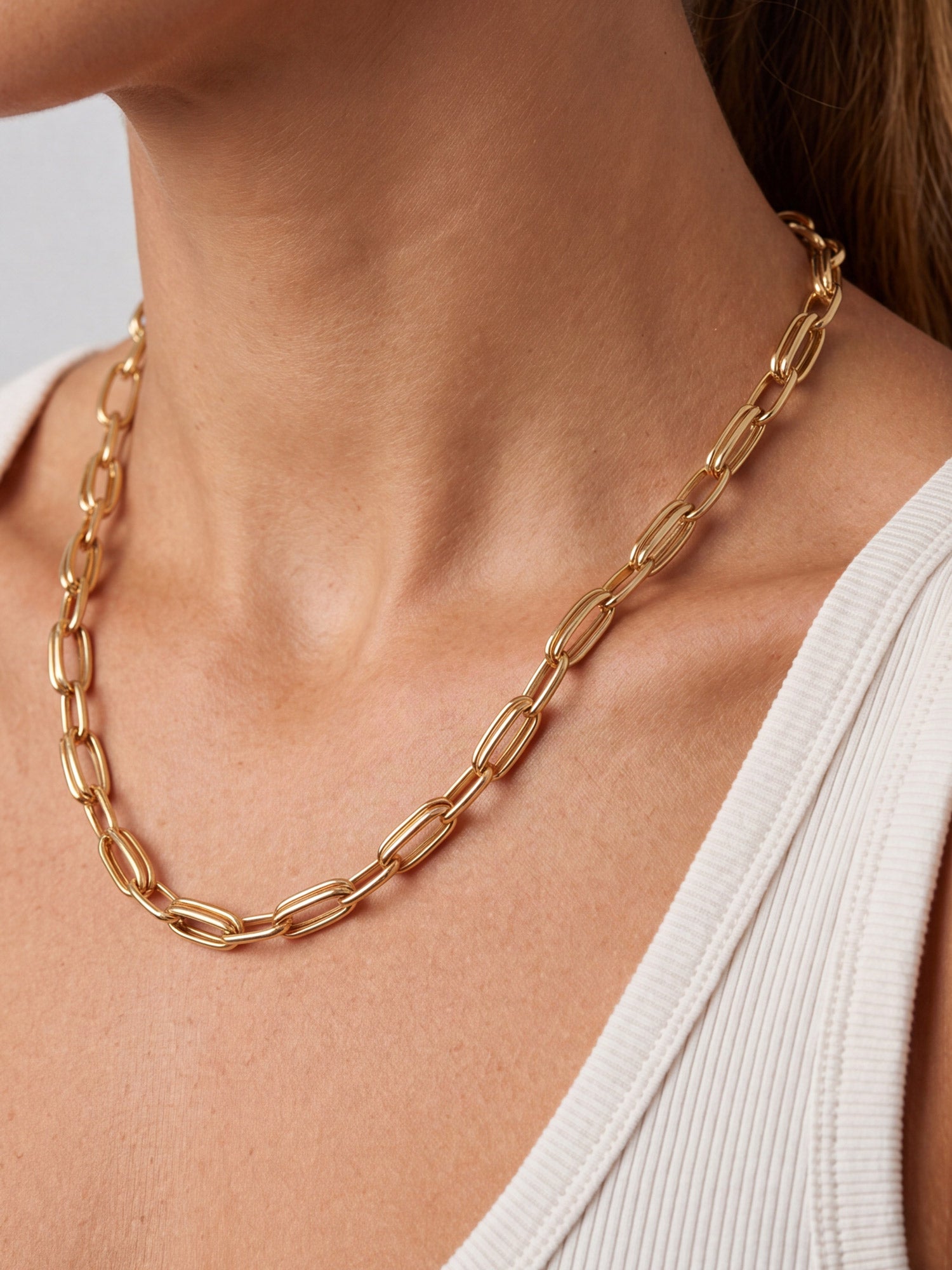Vintage Link Chain Necklace in Gold