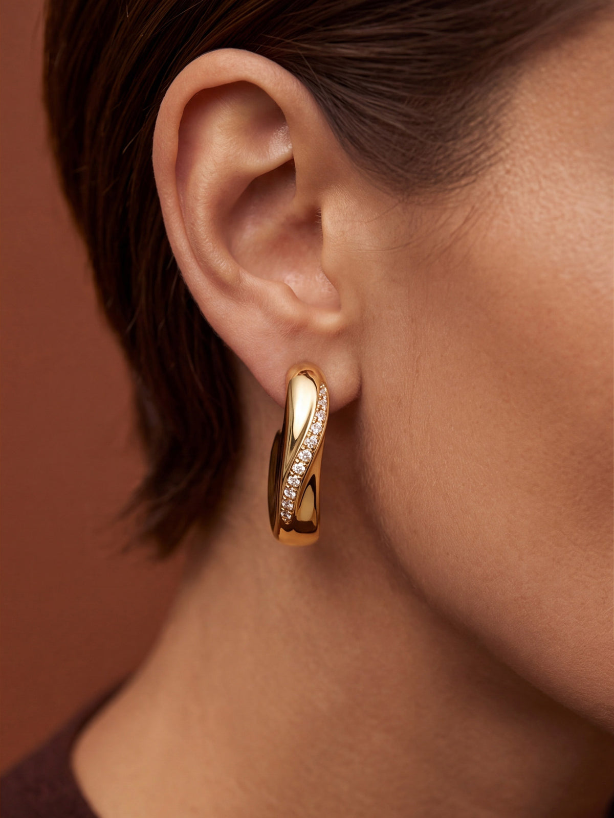 Irregular Oval Studs in Gold